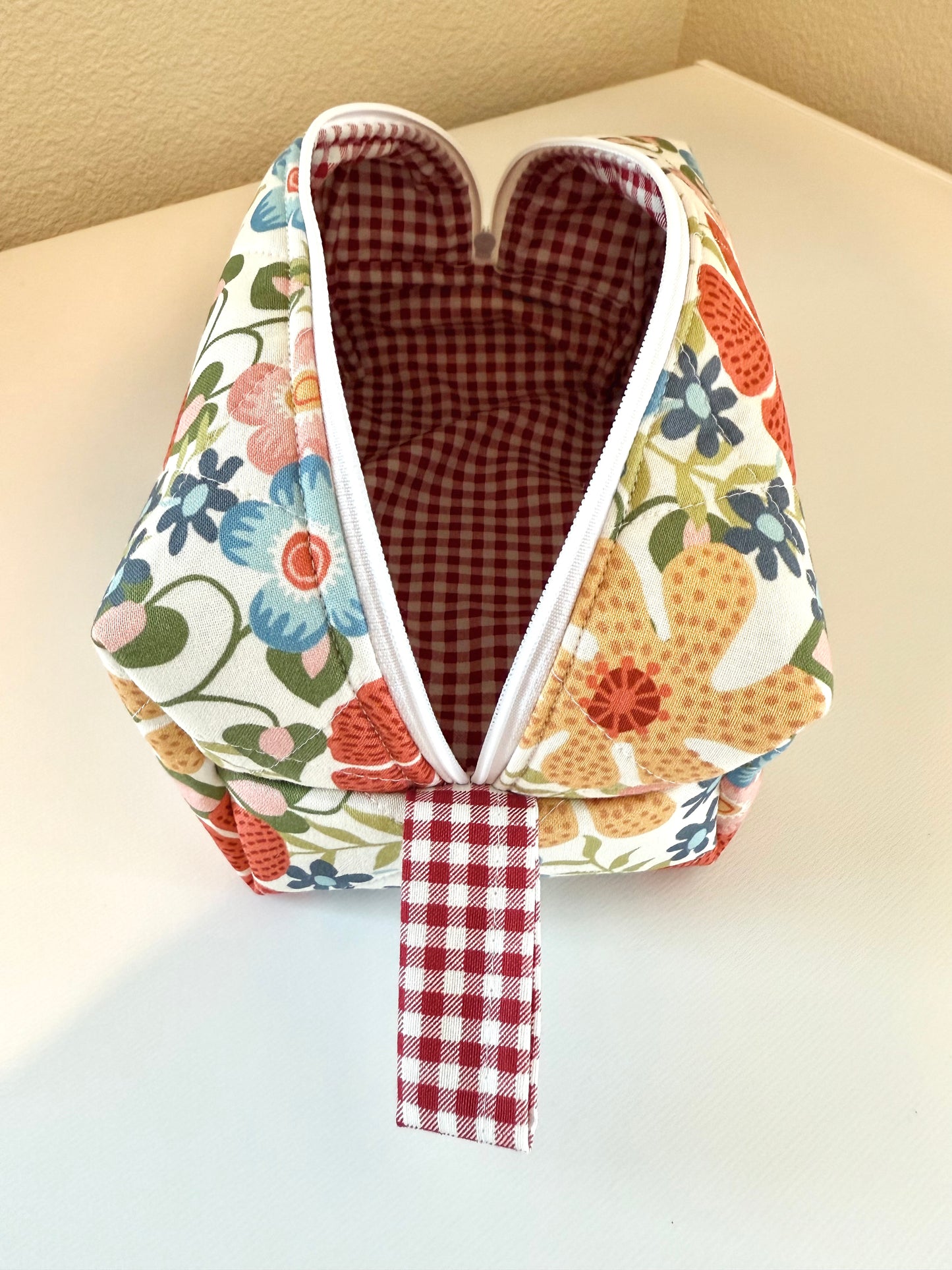 Crimson Meadow Makeup Bag: Sunny Days Collection
