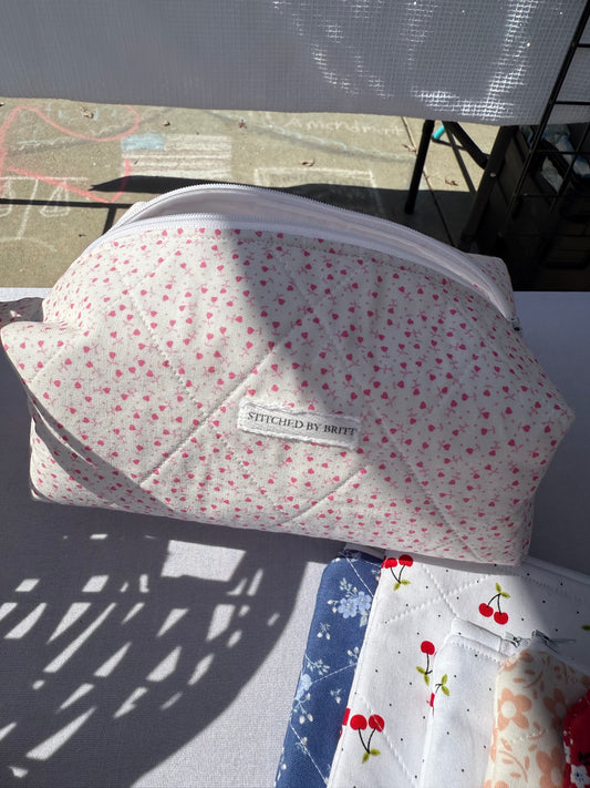 DISCOUNT Pink Hearts Makeup bag